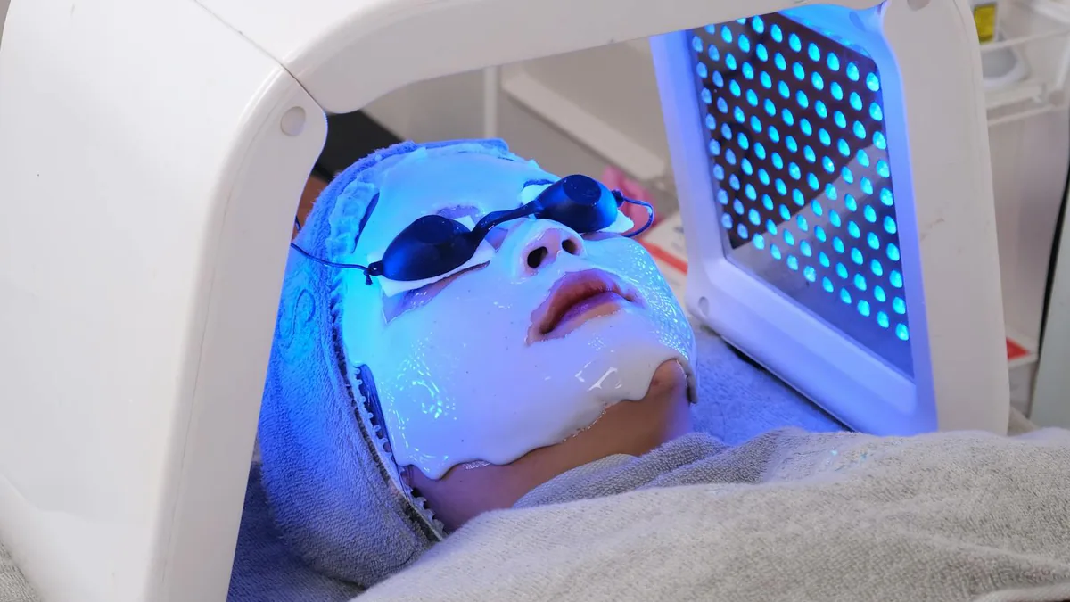 BON CHARGE Red Light Therapy Review (After 8 Months)